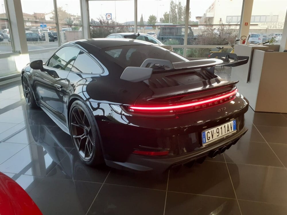 Porsche 911 Coupé nuova a Firenze (5)