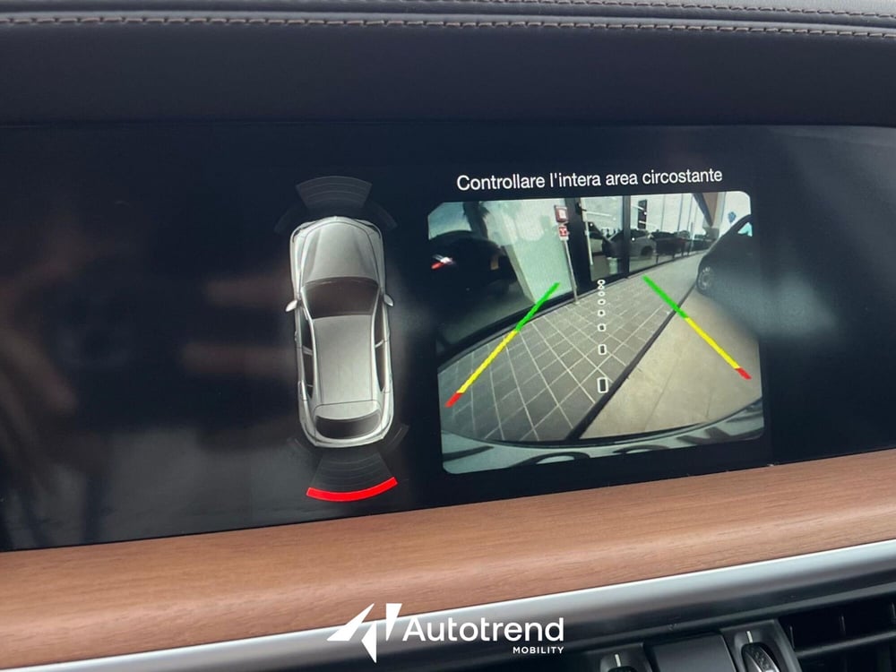 Alfa Romeo Stelvio usata a Bari (18)