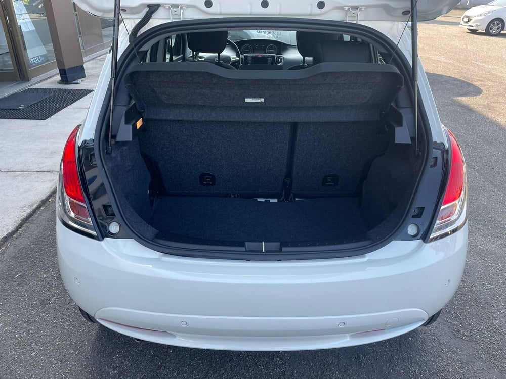 Lancia Ypsilon usata a Vercelli (20)