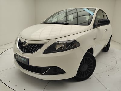 Lancia Ypsilon 1.0 FireFly 5 porte S&amp;S Hybrid UnYca del 2022 usata a Erba