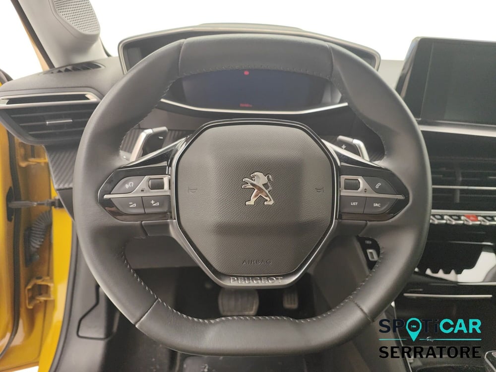 Peugeot 208 usata a Como (8)