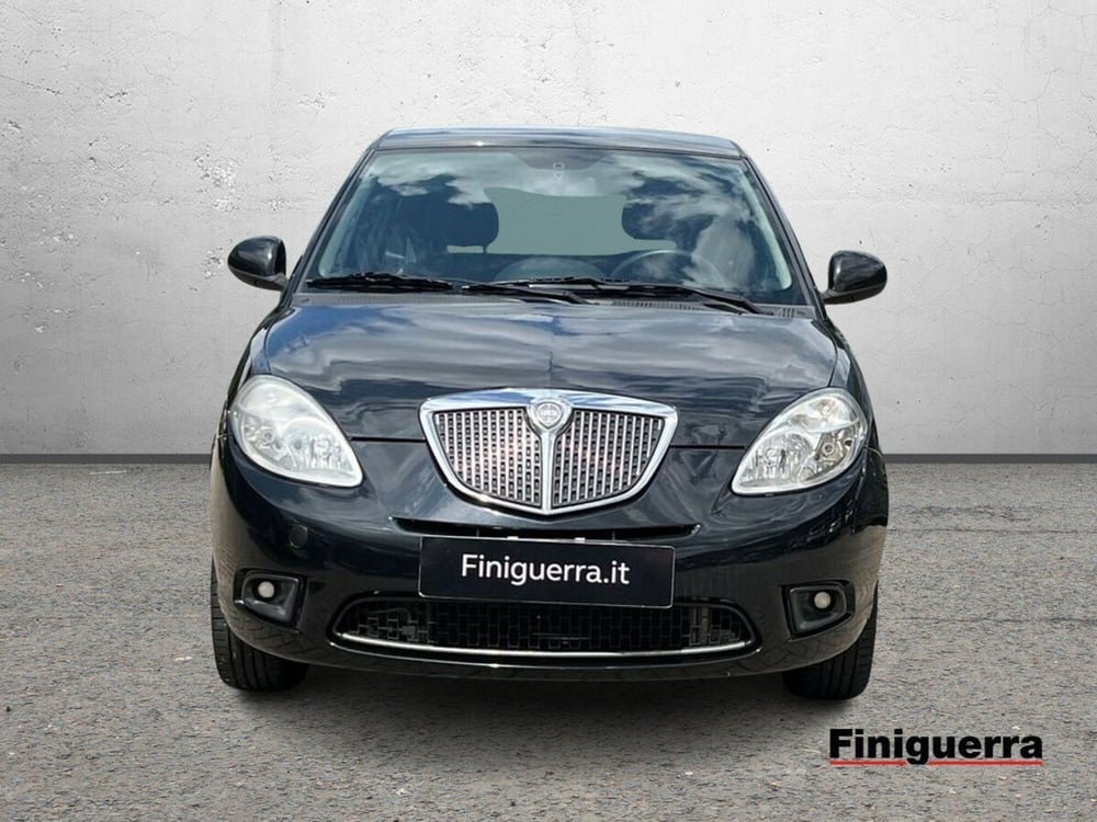 Lancia Ypsilon usata a Sondrio (2)