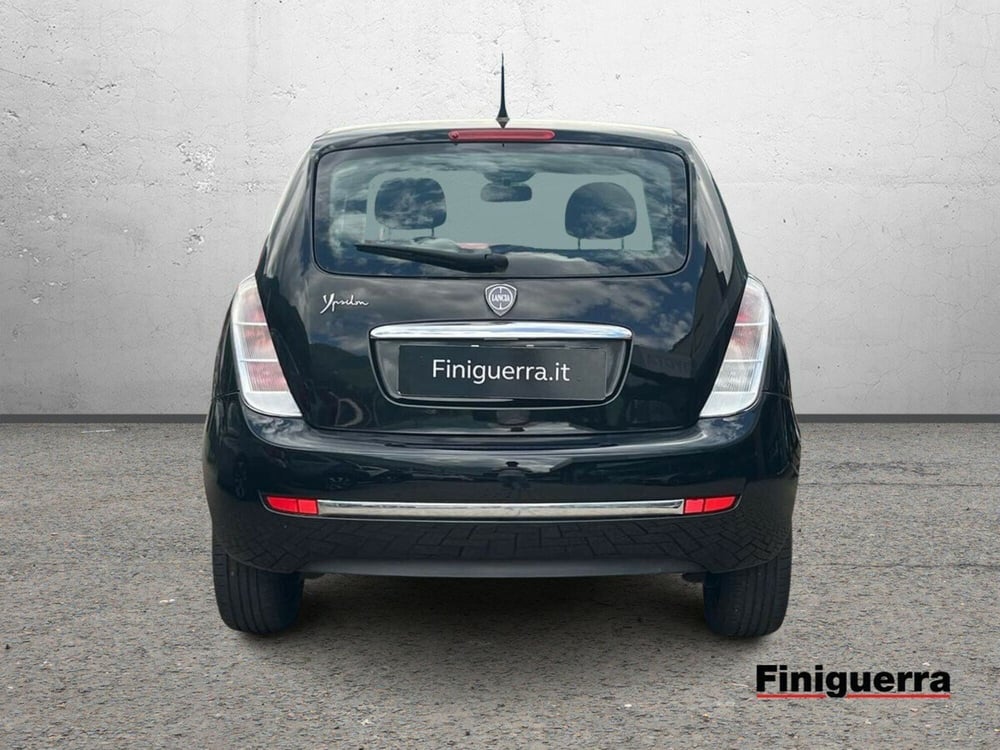 Lancia Ypsilon usata a Sondrio (3)