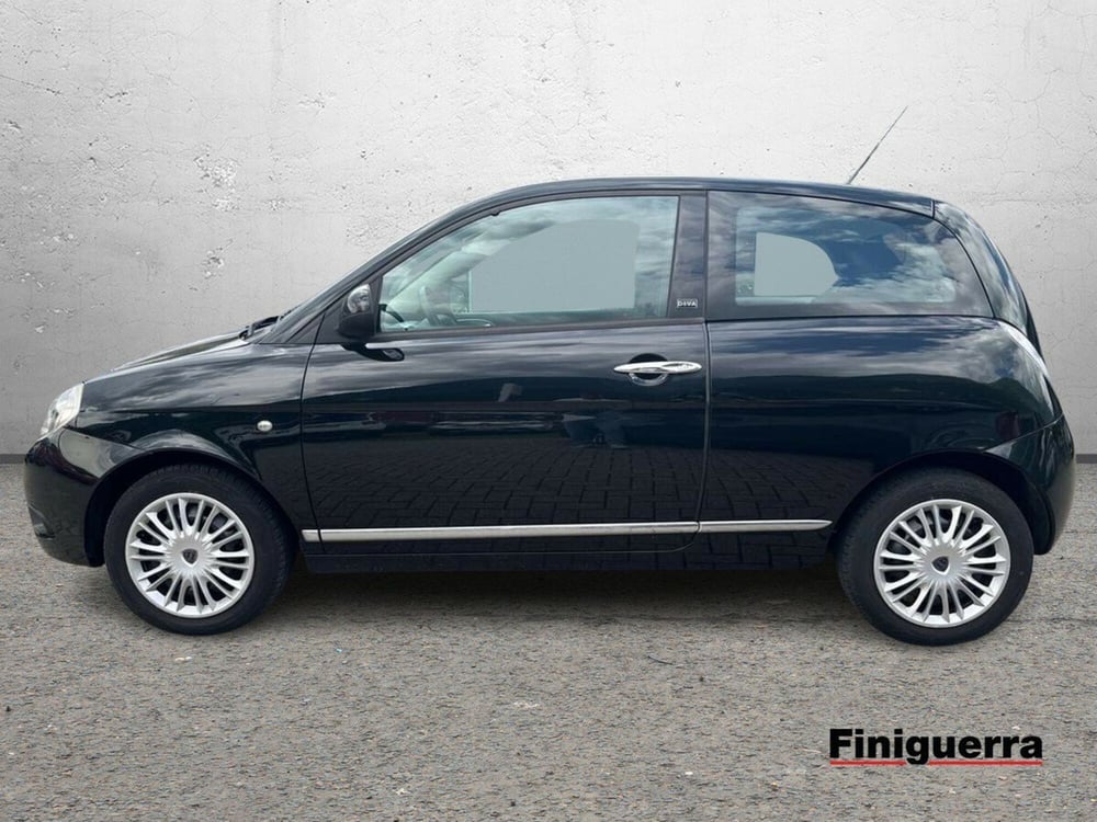 Lancia Ypsilon usata a Sondrio (6)