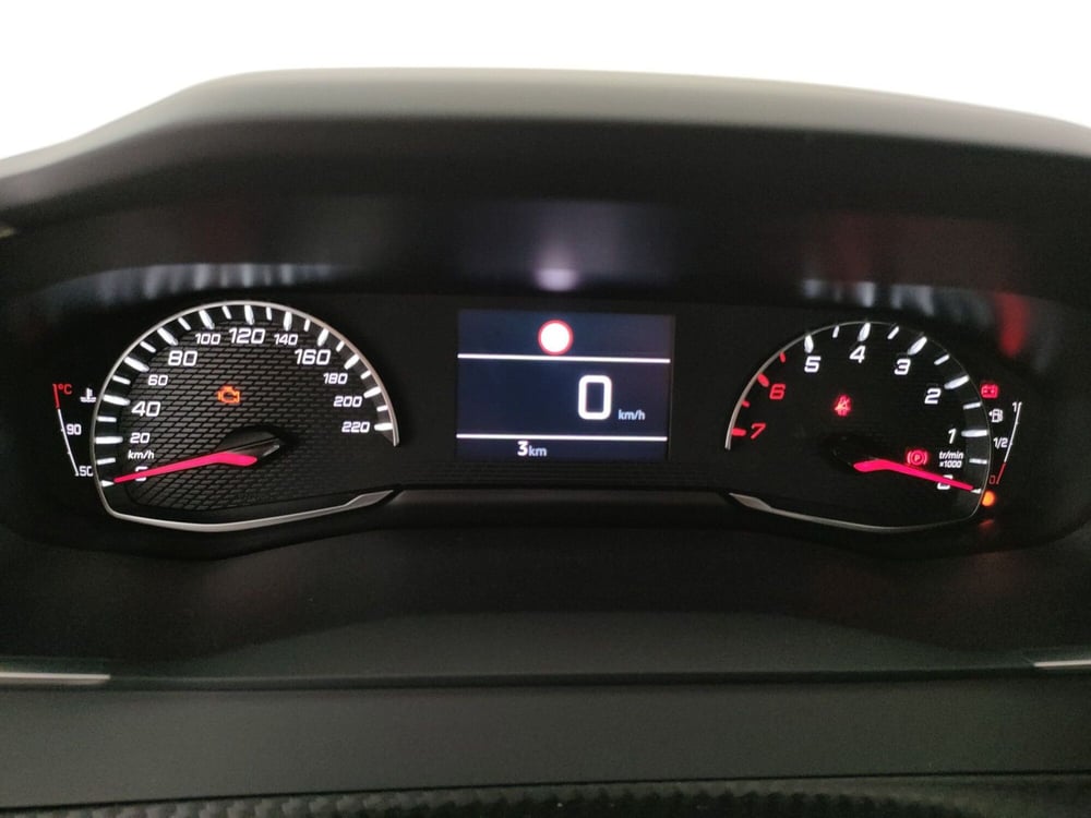 Peugeot 208 usata a Caserta (17)