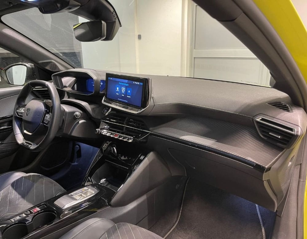Peugeot 208 usata a Ferrara (4)