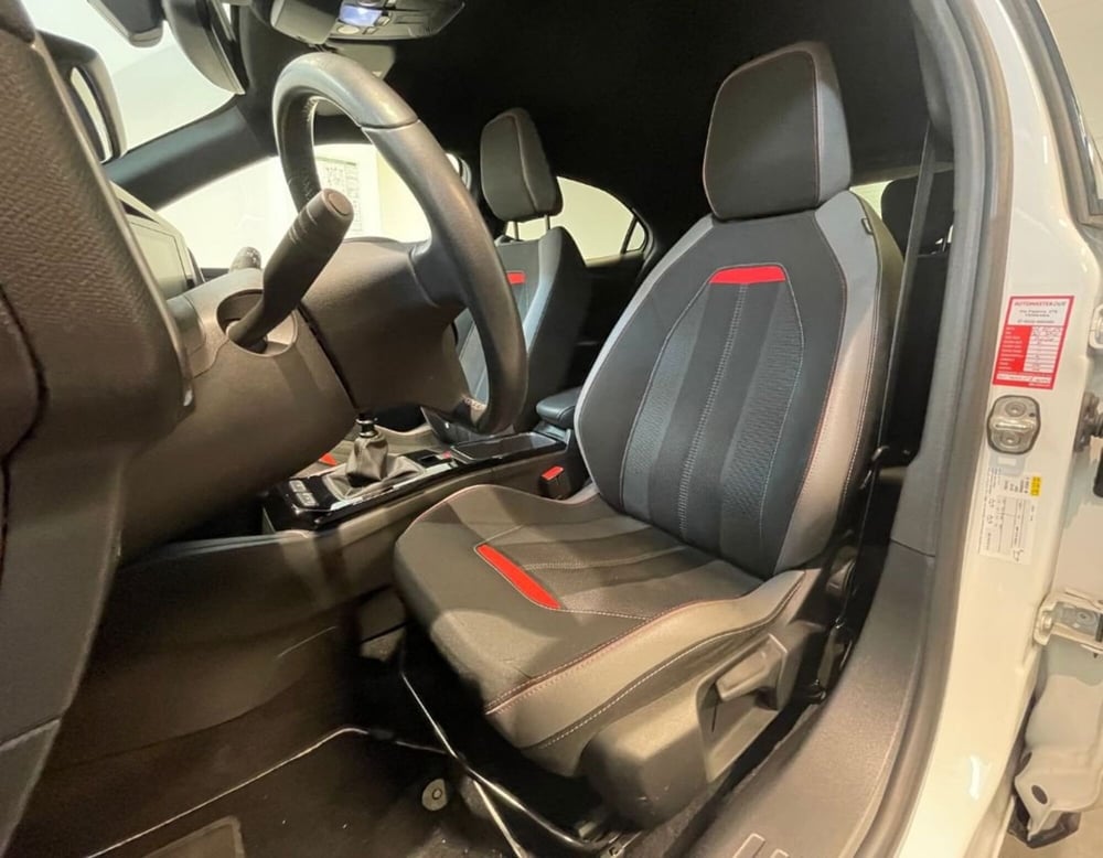 Opel Mokka usata a Ferrara (12)