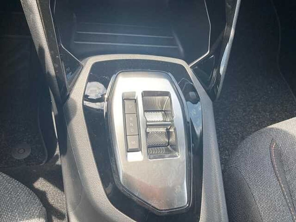 Peugeot 208 nuova a Messina (13)