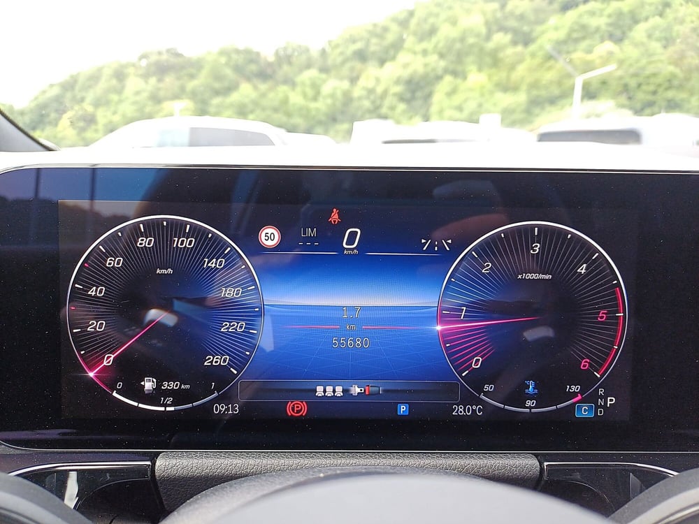 Mercedes-Benz GLA SUV usata  (16)