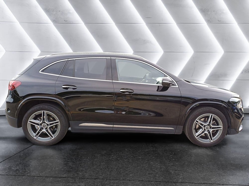 Mercedes-Benz GLA SUV usata  (5)