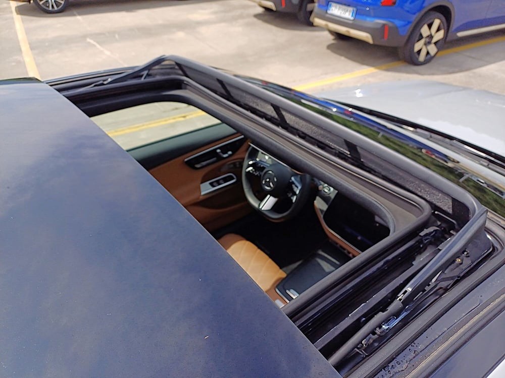 Mercedes-Benz Classe E usata  (18)