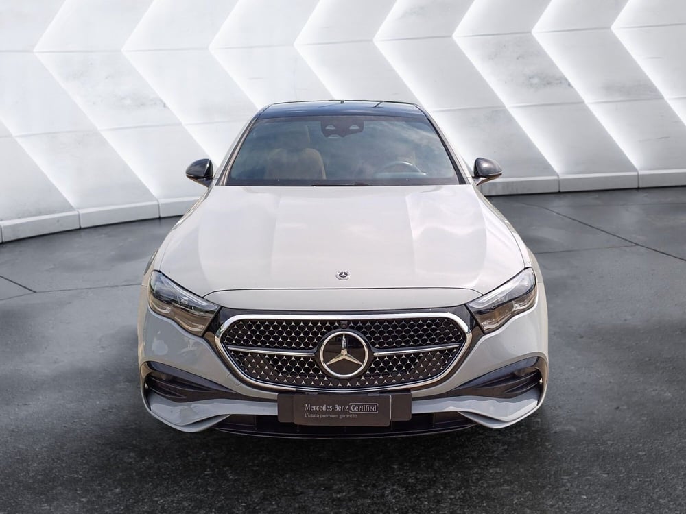 Mercedes-Benz Classe E usata  (2)