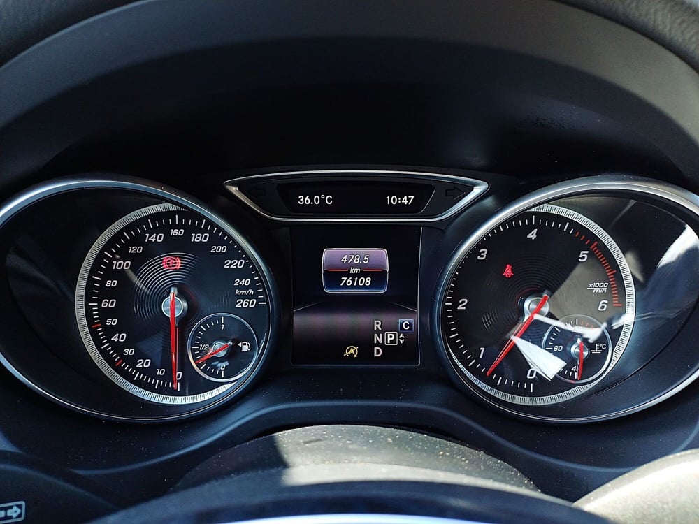 Mercedes-Benz CLA Shooting Brake usata  (15)