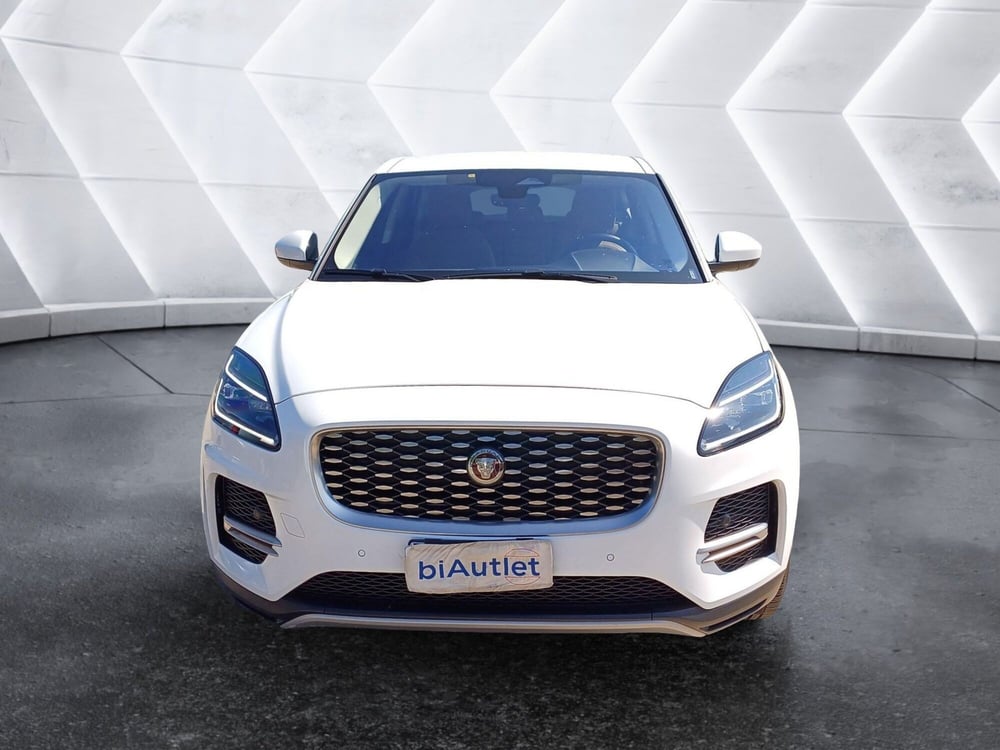 Jaguar E-Pace usata  (2)