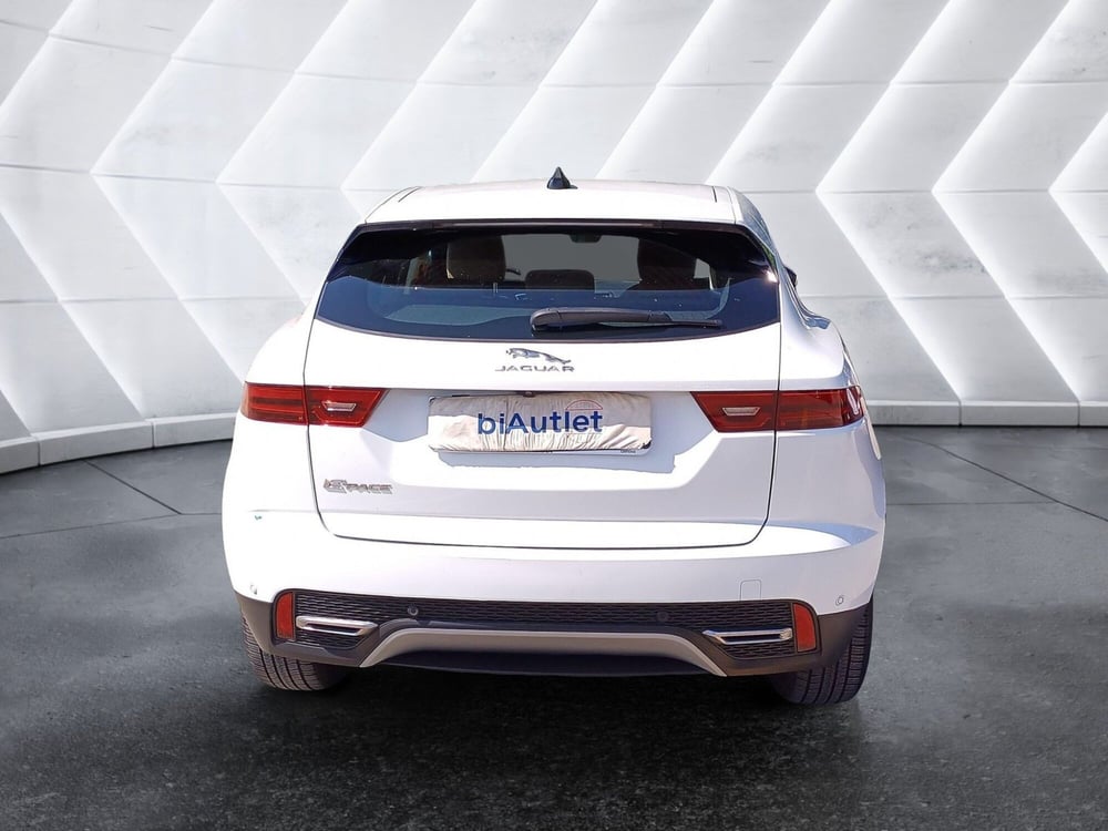 Jaguar E-Pace usata  (3)
