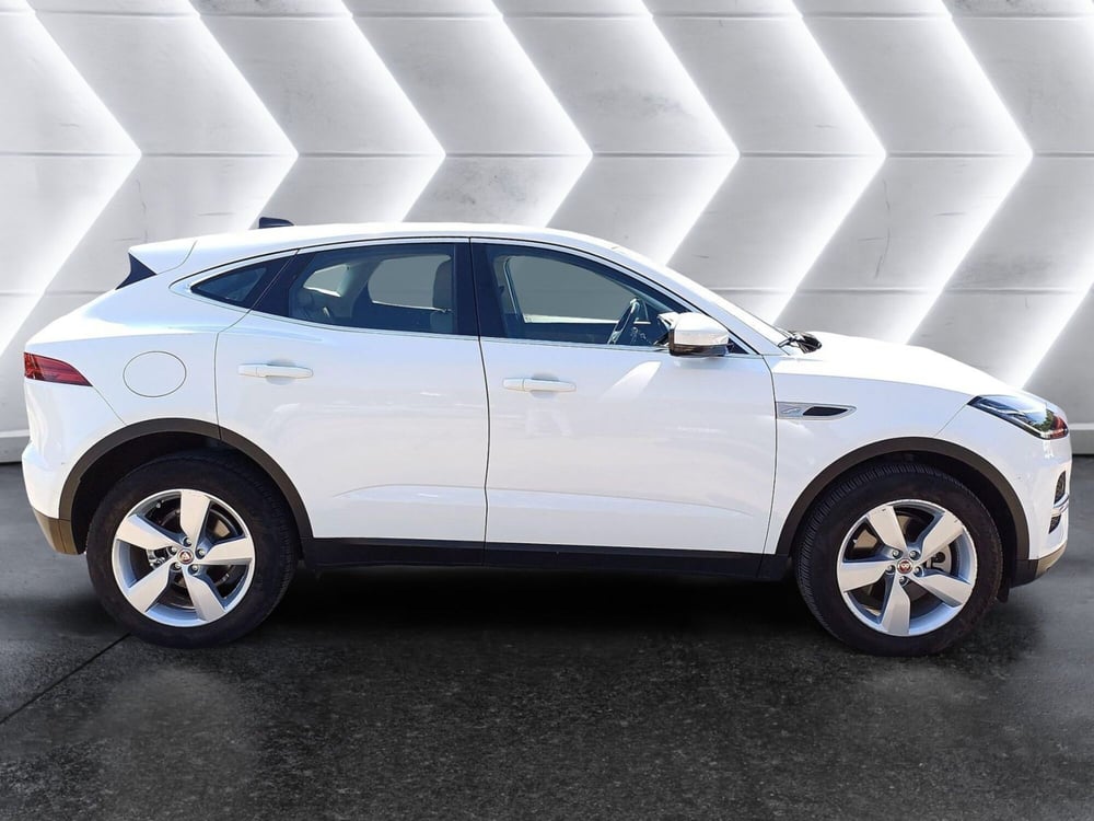 Jaguar E-Pace usata  (5)