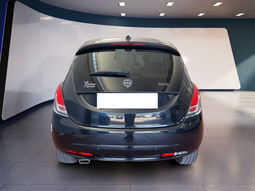 Lancia Ypsilon usata a Torino (6)
