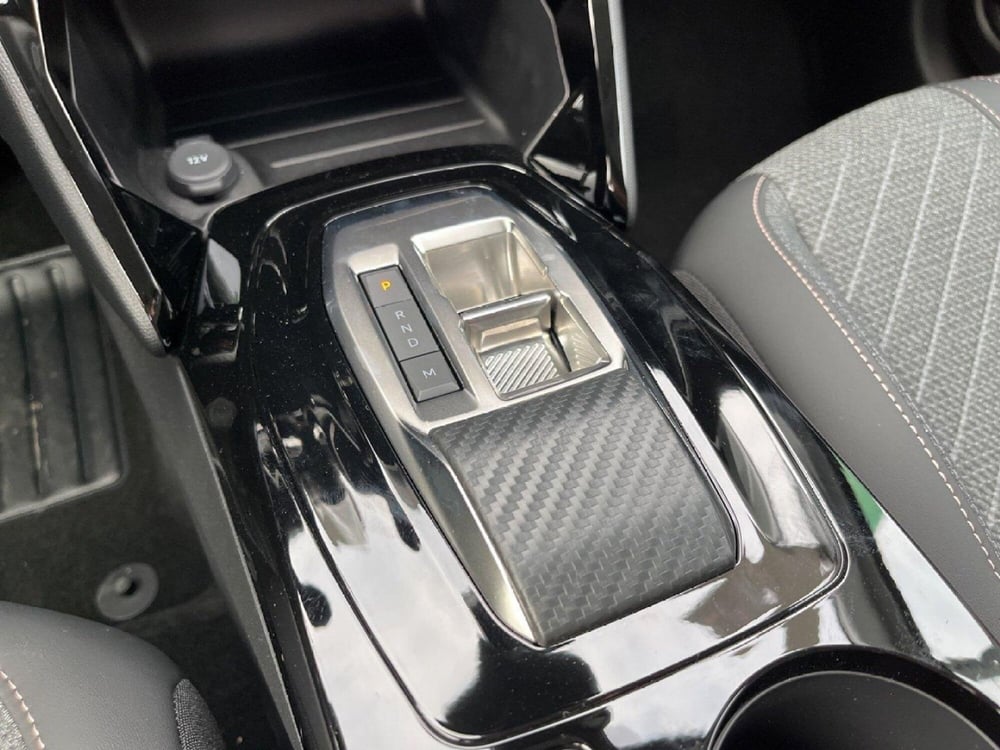 Peugeot 208 nuova a Torino (15)