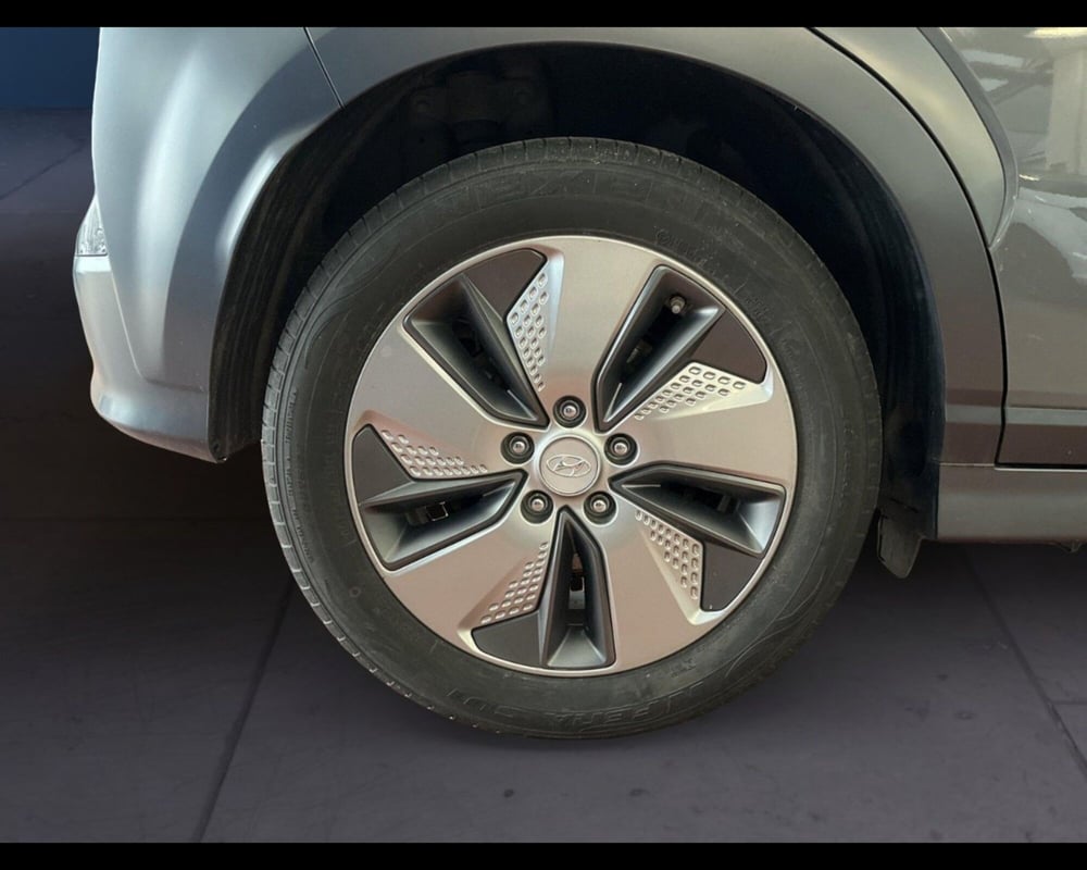 Hyundai Kona usata a Torino (14)