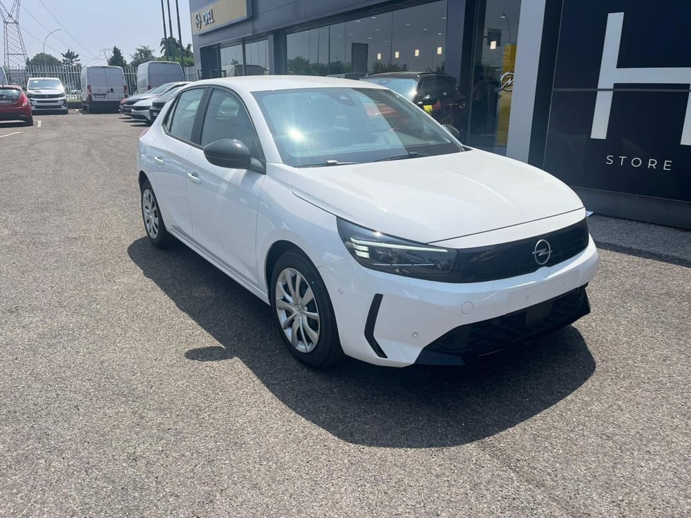 Opel Corsa nuova a Milano (3)