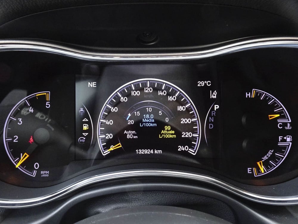 Jeep Grand Cherokee usata a Treviso (19)