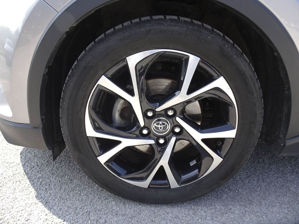 Toyota Toyota C-HR usata a Treviso (8)