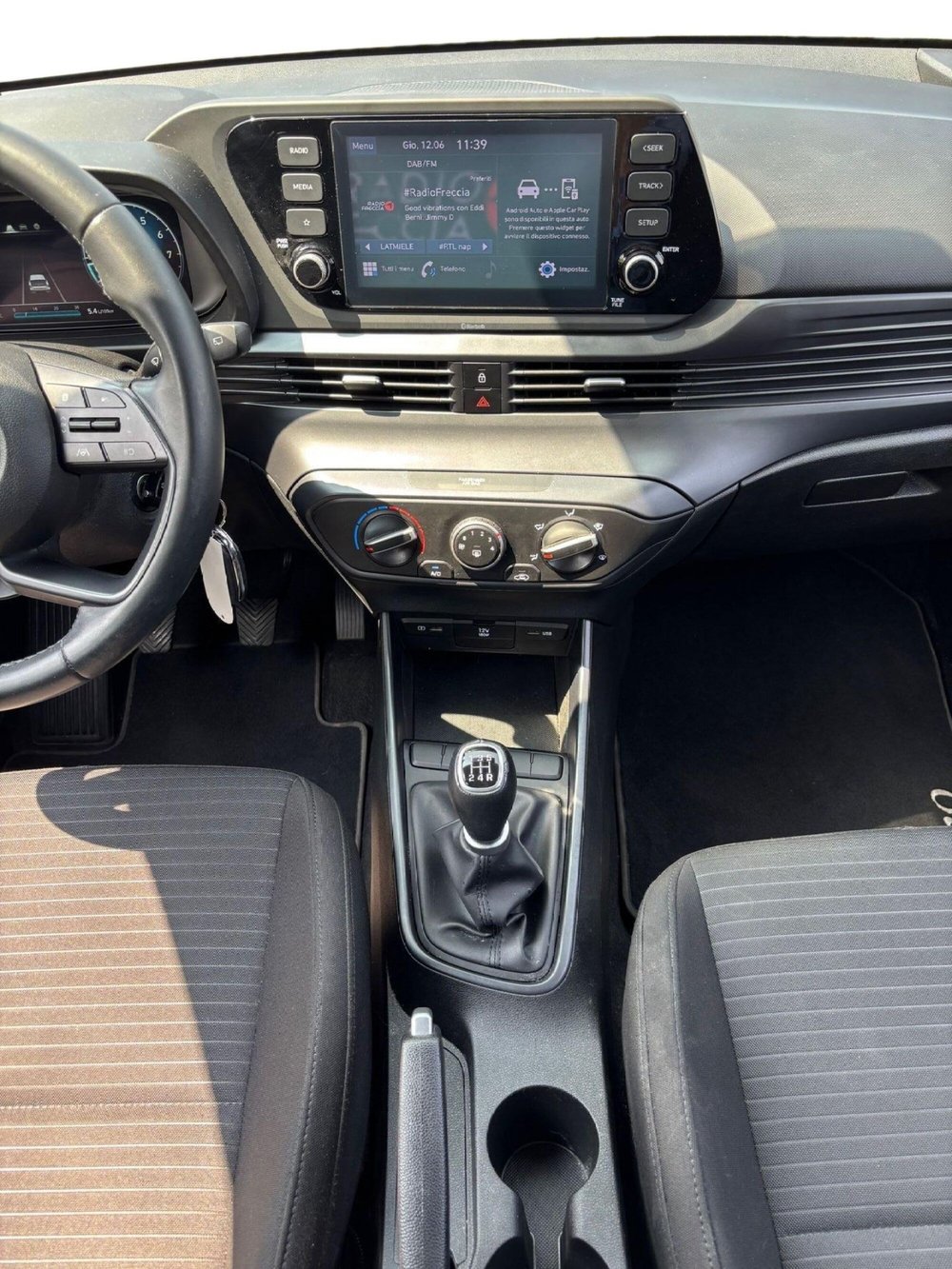 Hyundai i20 usata a Lucca (16)