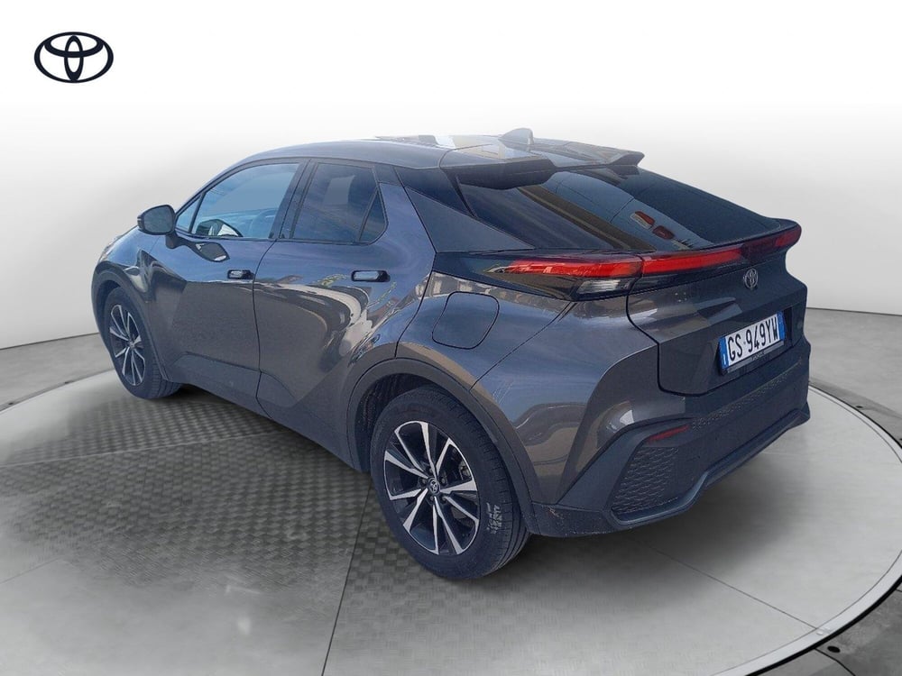 Toyota Toyota C-HR usata a Catania (4)