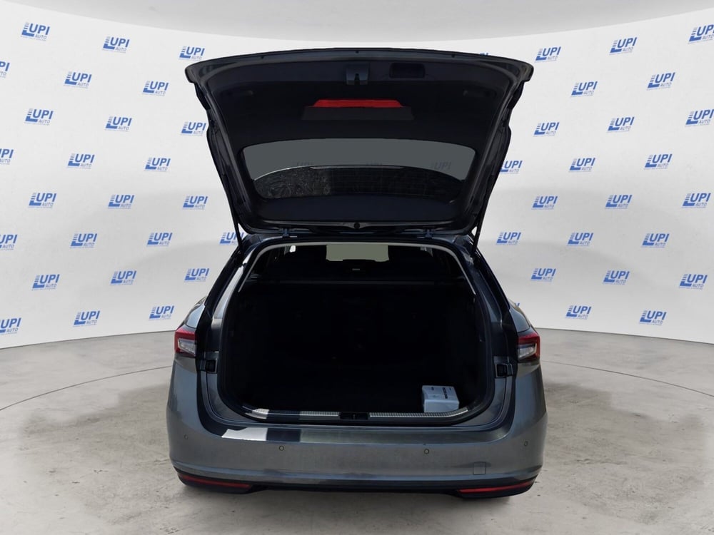 Skoda Superb usata a Prato (12)