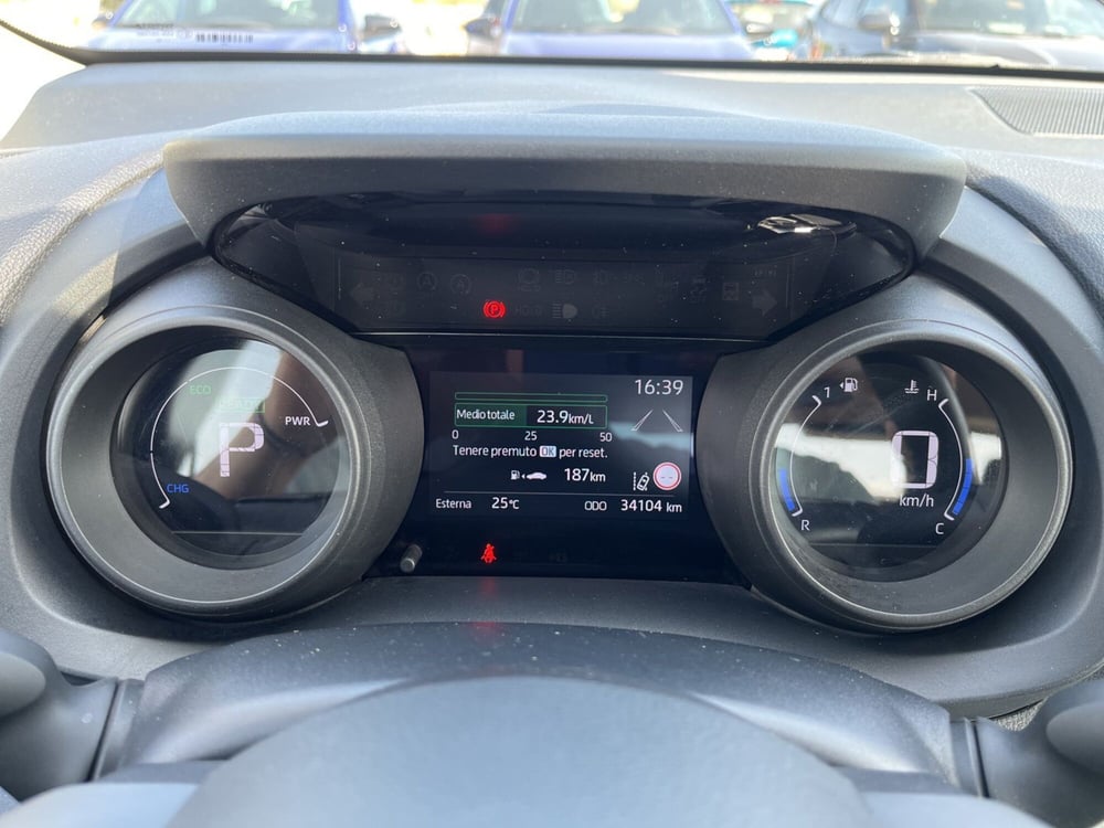 Toyota Yaris usata a Ragusa (12)