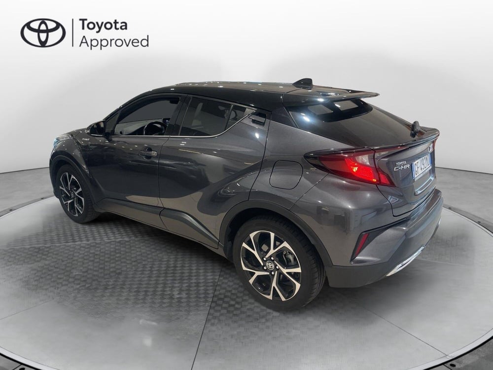 Toyota Toyota C-HR usata a Catania (5)