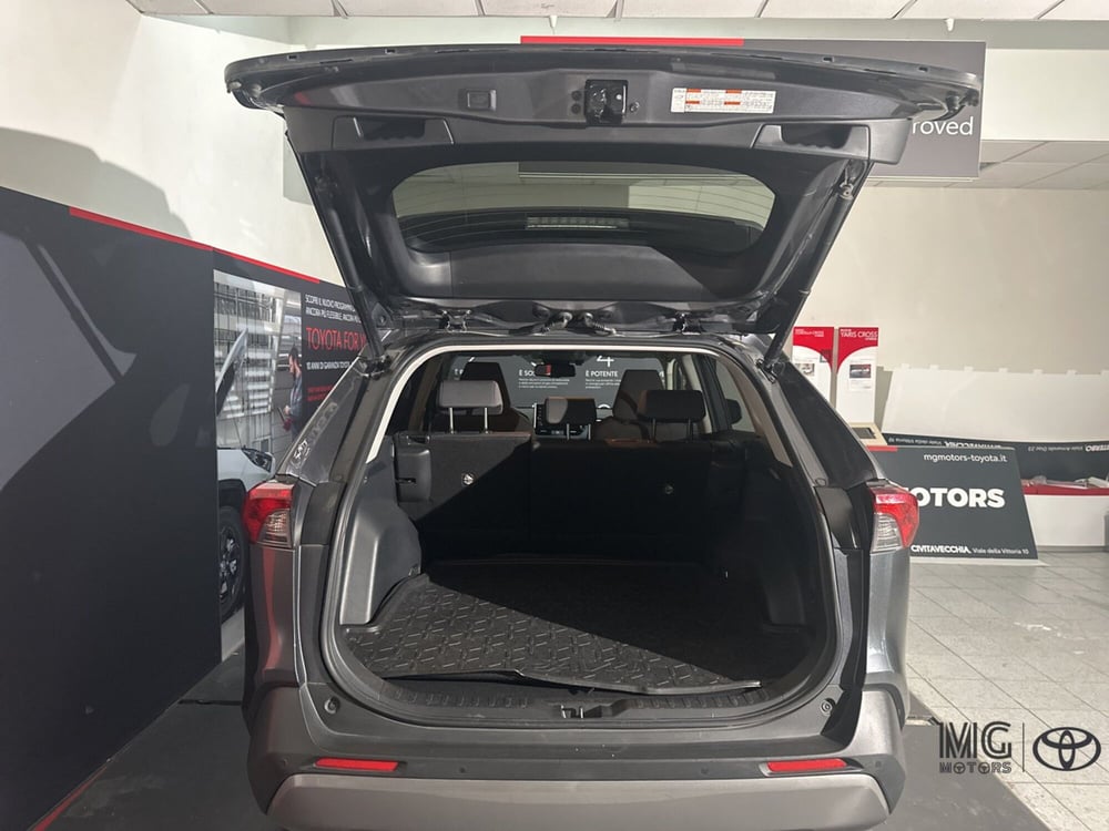 Toyota Rav4 usata a Viterbo (15)