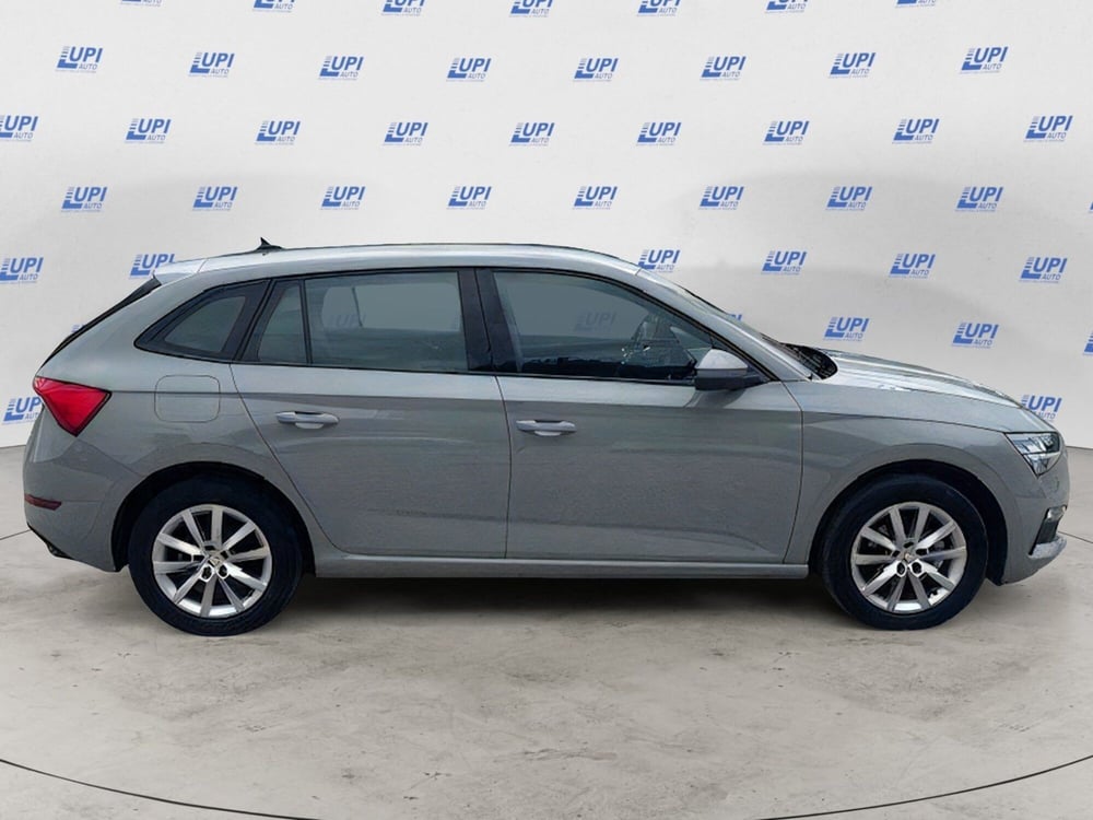 Skoda Scala usata a Firenze (6)