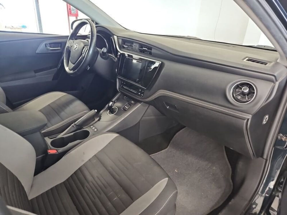 Toyota Auris Station Wagon usata a Vicenza (6)