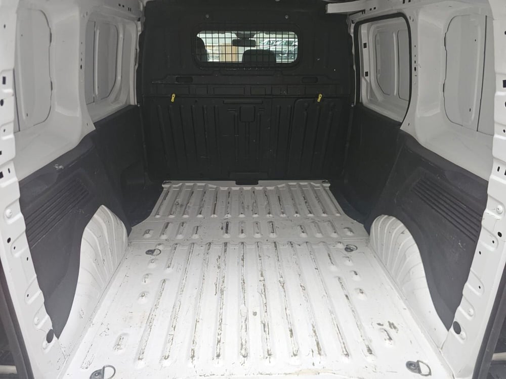 Toyota Proace City usata a Cremona (9)