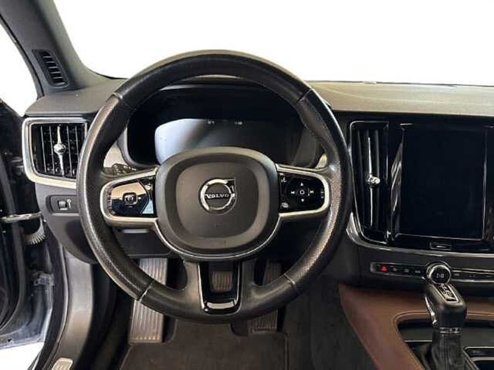 Volvo V90 usata a Siena (16)