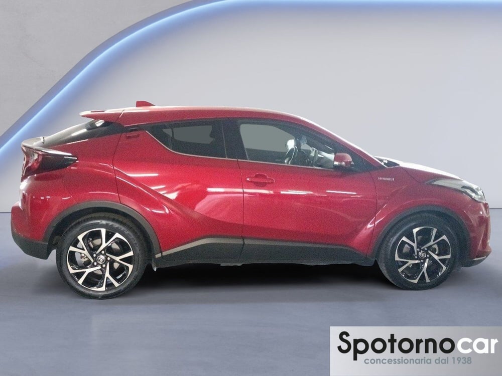 Toyota Toyota C-HR usata a Milano (7)