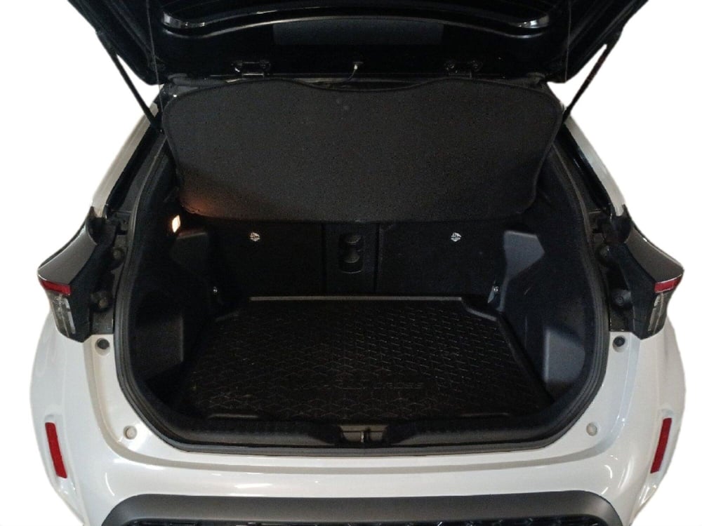 Toyota Yaris Cross usata a Milano (12)