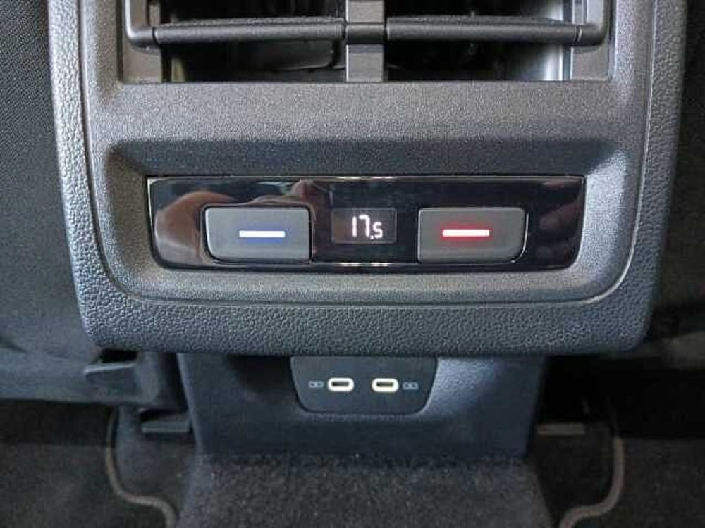 Volkswagen Golf usata a Lucca (15)