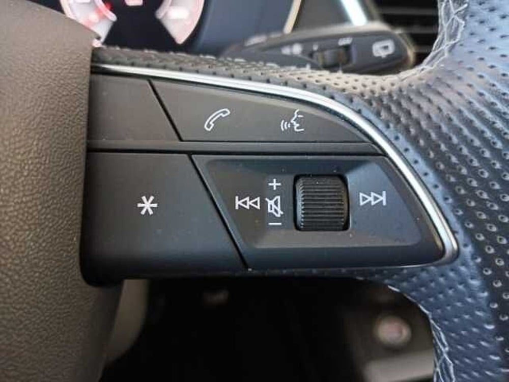 Audi Q5 Sportback usata a Lucca (16)
