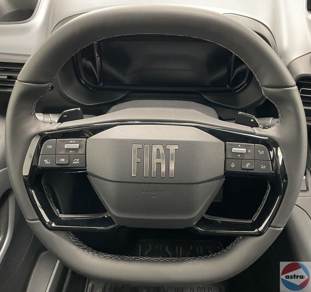Fiat Doblò usata a Novara (15)