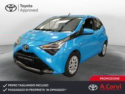 Toyota Aygo Connect 1.0 VVT-i 72 CV 5 porte x-play del 2020 usata a Genzano di Roma
