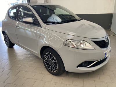 Lancia Ypsilon 1.2 69 CV 5 porte Mya del 2017 usata a Vigevano