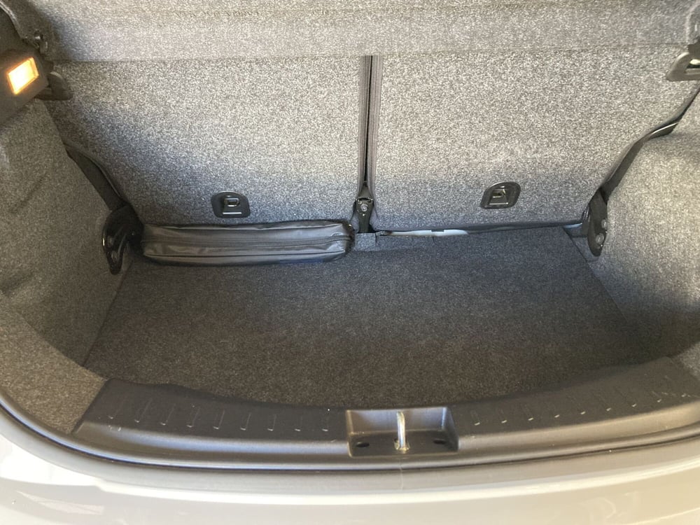 Lancia Ypsilon usata a Pavia (15)