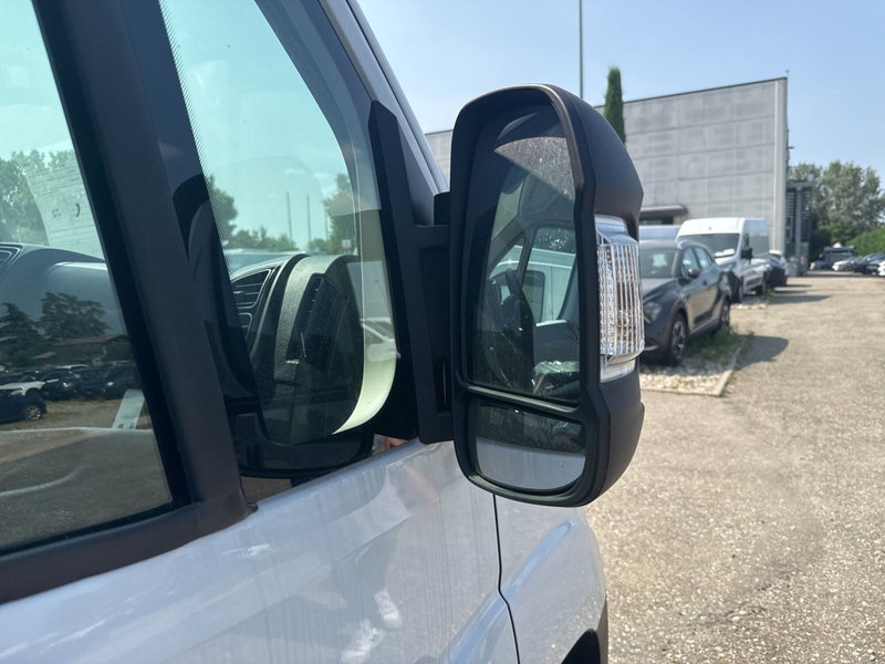 Opel Movano Furgone nuova a Ravenna (14)