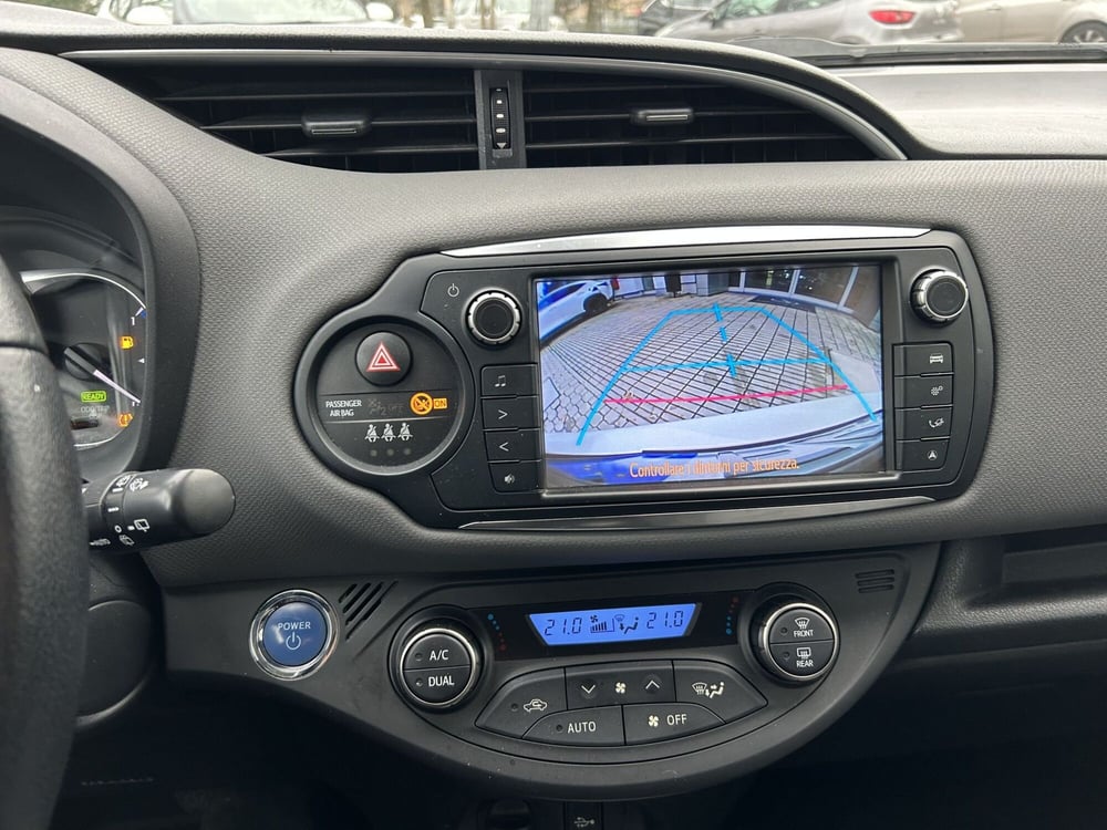 Toyota Yaris usata a Bologna (12)