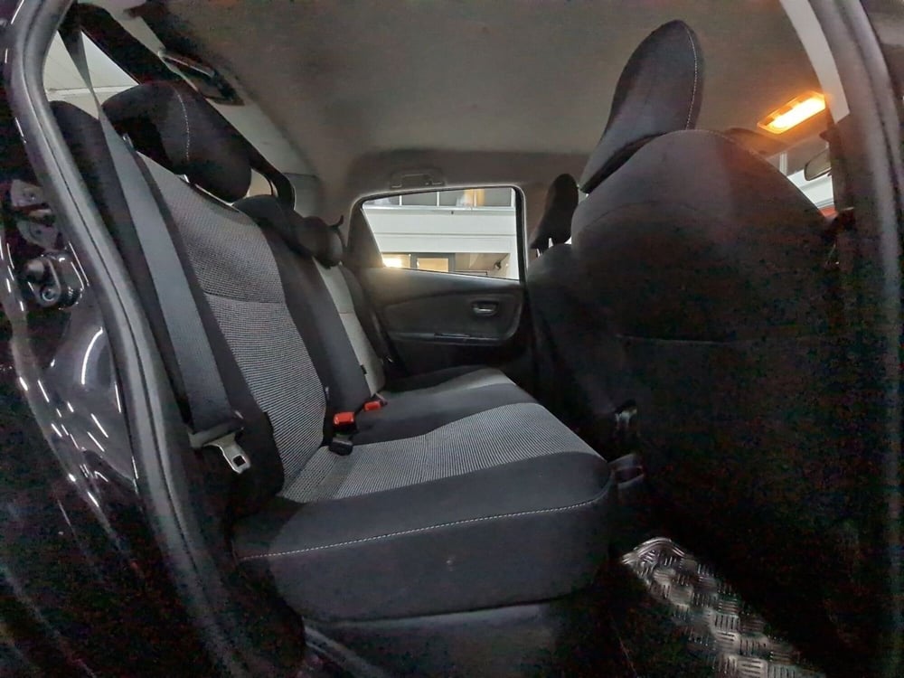Toyota Yaris usata a Bologna (11)