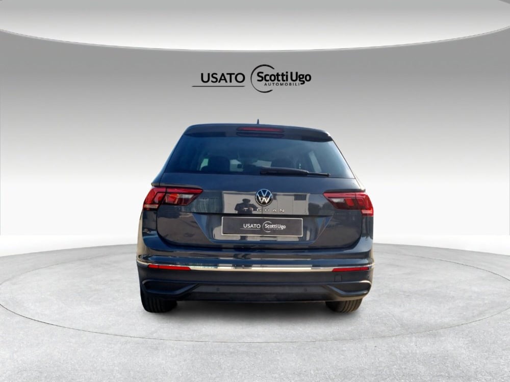 Volkswagen Tiguan usata a Livorno (4)