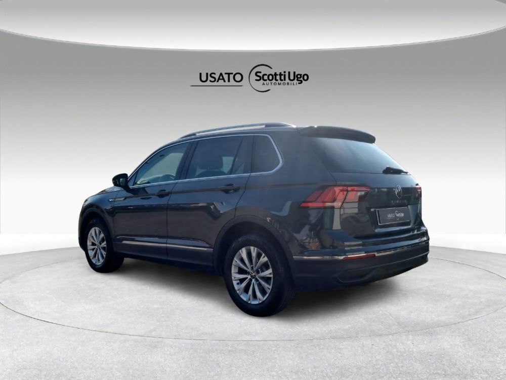 Volkswagen Tiguan usata a Livorno (5)