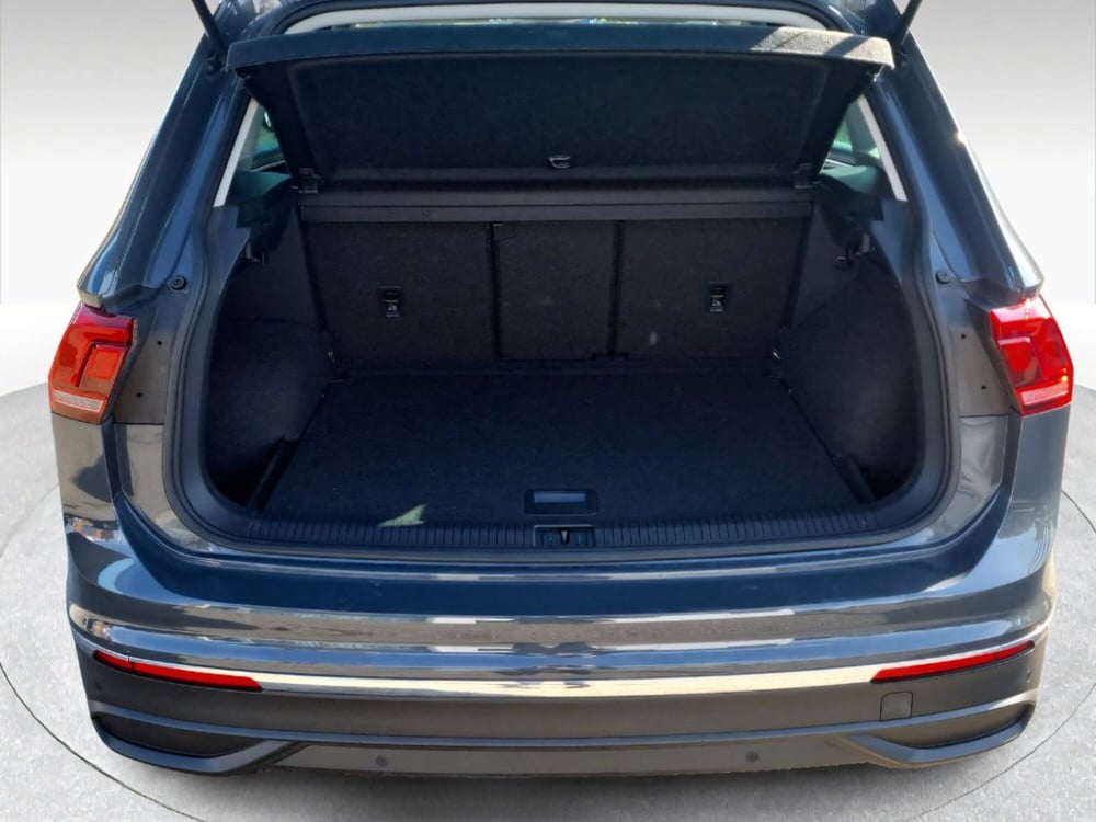 Volkswagen Tiguan usata a Livorno (9)